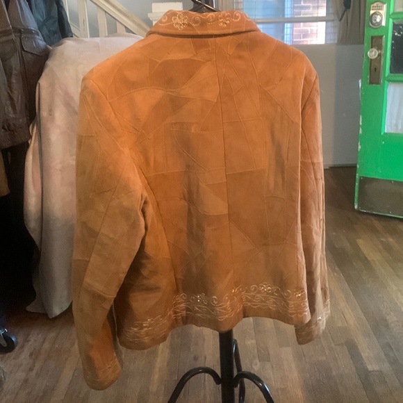 Papillon suede leather jacket with gold sequins and stitch work. - Picture 2 of 4